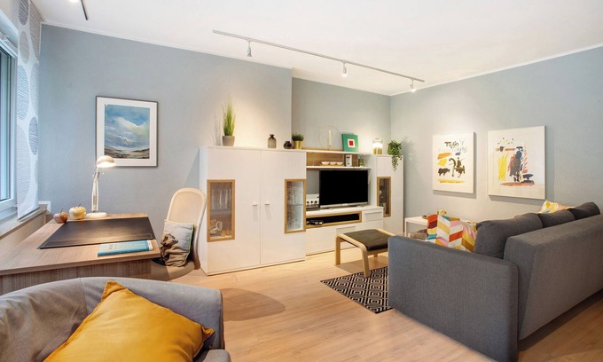 Neheim Apartment | Holiday Apartment "Stadt Land Fluss Plus" with Private Terrace and Wi-Fi