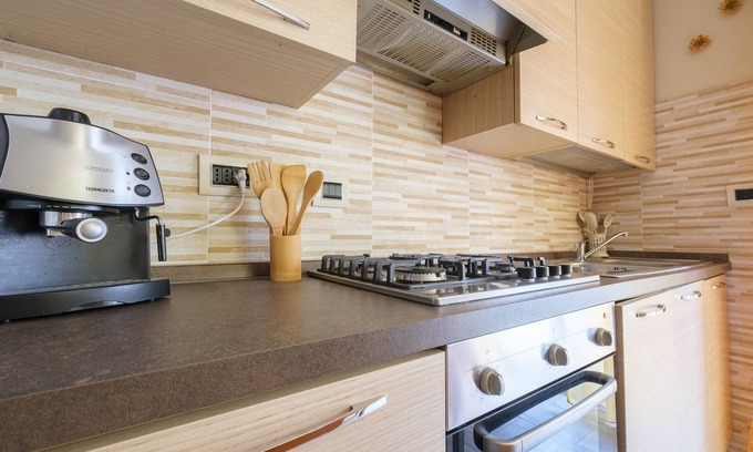 Chianchitta-Trappitello Apartment | Holiday Apartment "vicino Taormina" with Private Balcony & Wi-Fi