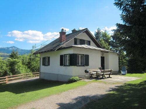Sankt Martin am Grimming House | Holiday Home Landhaus Grüne Oase by Interhome