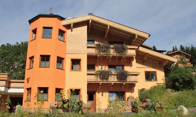 Vorderglemm House | Holiday home with wellness right by the slopes