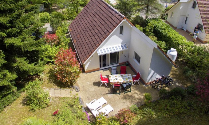 Daumazan-sur-Arize Villa | Holiday home with a terrace in a village