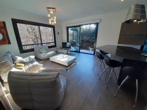 Annecy House | Holiday home De la Corniche
