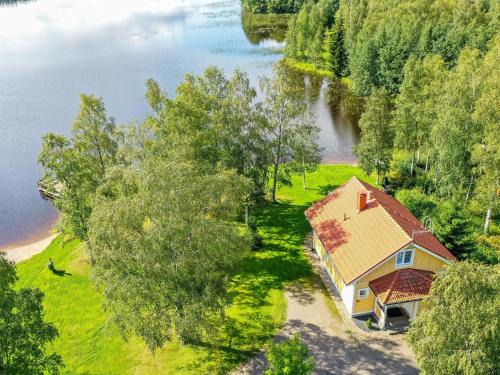 Kaustinen House | Holiday Home Hintrekki by Interhome