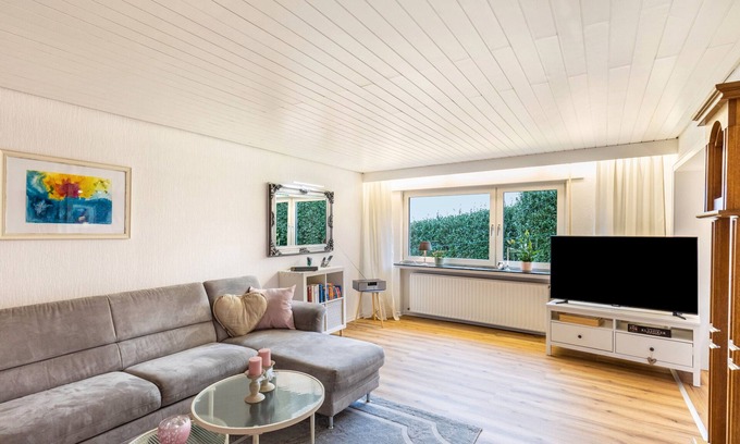 Bad Muenstereifel House | Holiday Home 'Igelweg' with Private Terrace and Private Garden