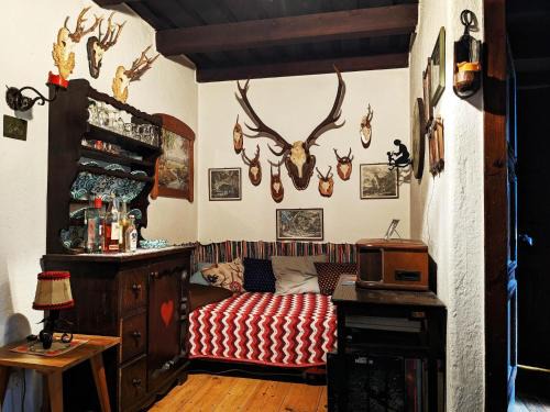 Hochegg House | Holiday Home in Edlitz near Ski Slopes, cleaning included
