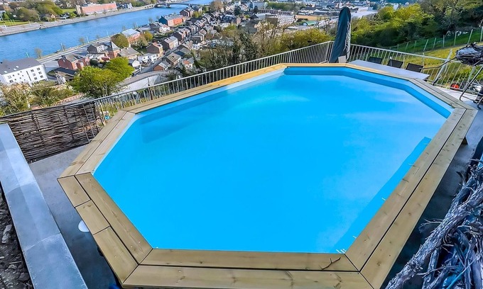 Huy House | Holiday home in HUY near town center