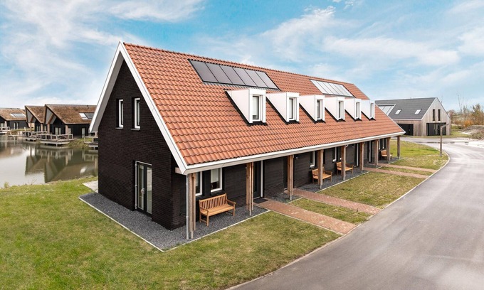 Nieuwvliet House | Holiday Home in Nieuwvliet-Bad near Beach