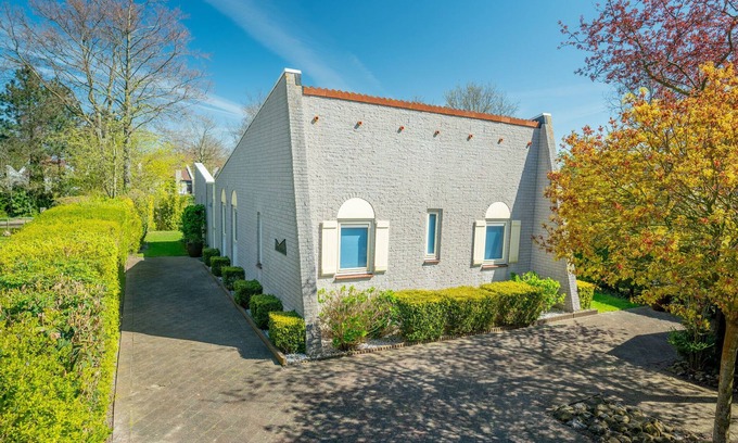 Brouwershaven House | Holiday Home in Brouwershaven by Grevelingenmeer