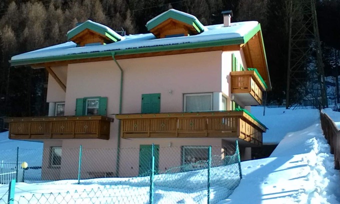 Pellizzano Apartment | holiday home in the mountains
