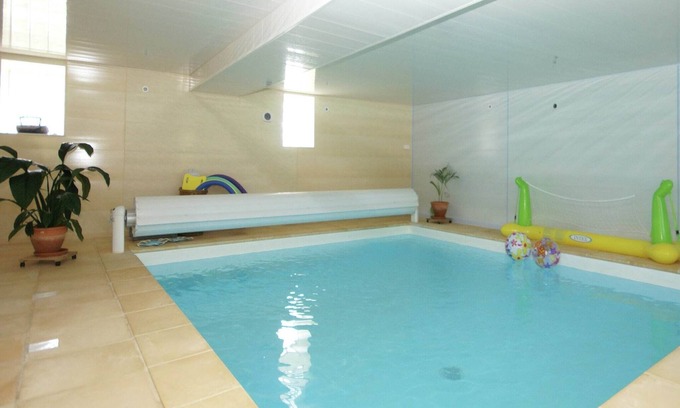 Vignol House | Holiday Home in Vignol with Heated Pool