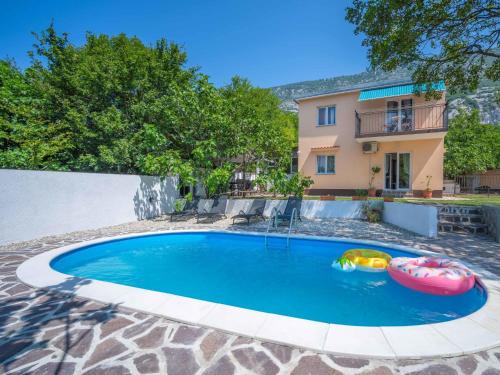 Drivenik House | Holiday Home Ivona by Interhome