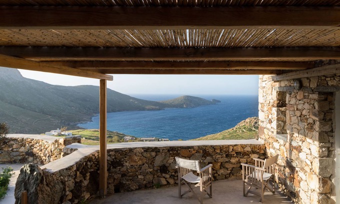 Serifos House | Holiday Home 'Koukios Cells Serifos Cycladic Home' with Sea View, Wi-Fi and Air Conditioning