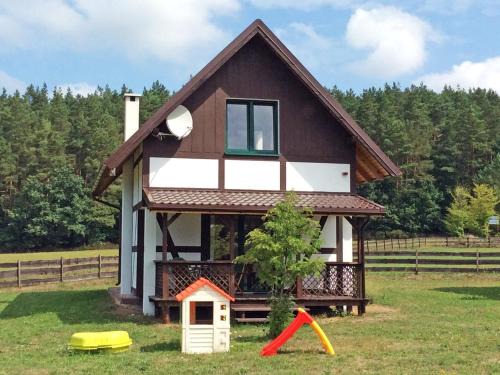 Lubkowo House | Holiday Home near Lake Żarnowieckie