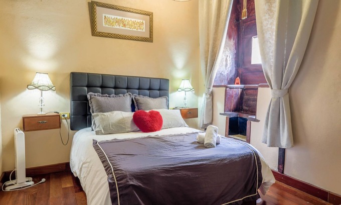 Garachico House | Holiday Home near the beach "Casa Tradicional Canaria" with Roof Terrace & Wi-Fi