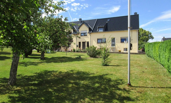 Esch House | Holiday home Nice view for 1 - 5 persons