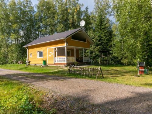 Jaala House | Holiday Home Pöllö by Interhome
