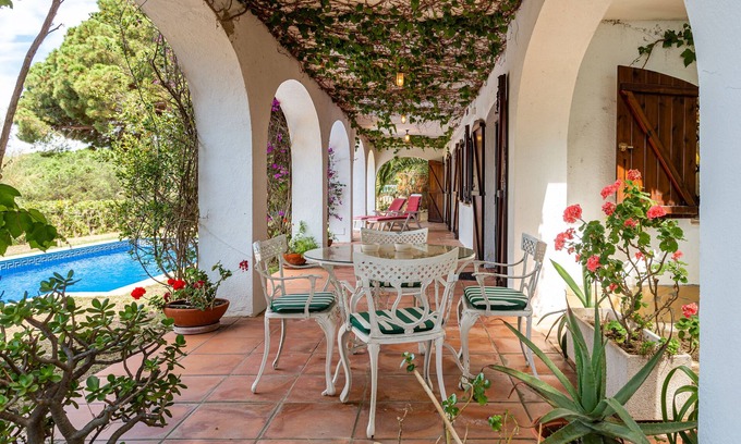 Lloret de Mar Villa | Holiday Home 'Villa Vista Bonita' with Sea View, Private Pool, Terrace, Garden & Wi-Fi