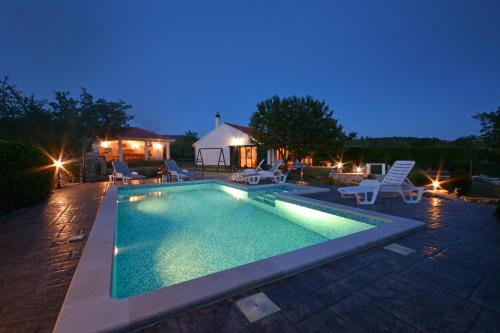 Cvrljevo House | Holiday Home, Villa Bozic