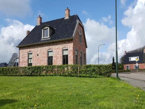 Zoutkamp House | Holiday Home Zoutkamp near Lauwersmeer