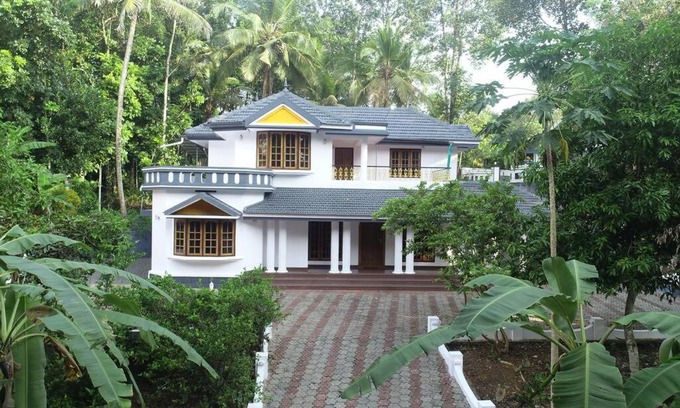 Onamthuruth House | Holiday homes in kidangoor kottayam kerala