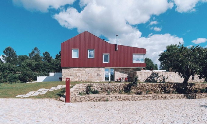 Fornos de Algodres House | Holiday house Fornos de Algodres for 1 - 10 persons with 4 bedrooms - Holiday house