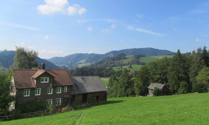 Hemberg House | Holiday house Bächli for 1 - 8 persons with 3 bedrooms - Detached holiday house