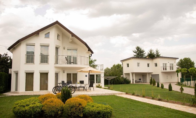 Ilidza House | Holiday house Blazuj for 1 - 7 persons with 4 bedrooms - Row house