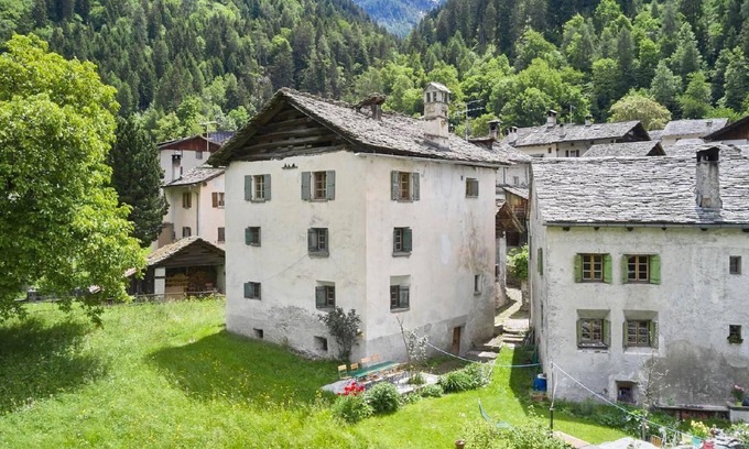 Promontogno House | Holiday house Bondo for 1 - 9 persons with 4 bedrooms - Detached holiday house