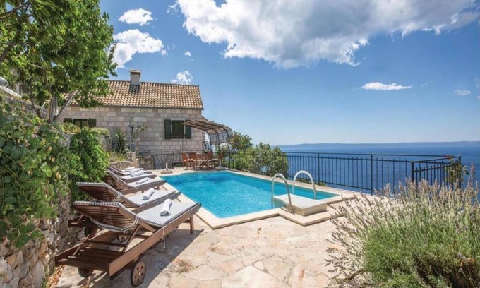 Municipality of Brela House | Holiday house Brela with pool and sea view