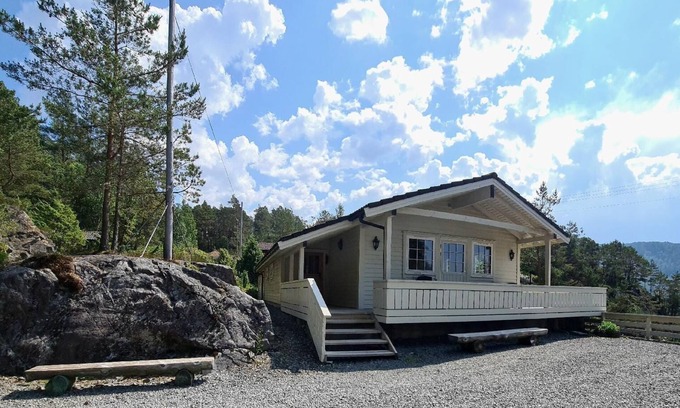 Suldal House | Holiday house Hebnes for 1 - 5 persons with 3 bedrooms - Holiday house