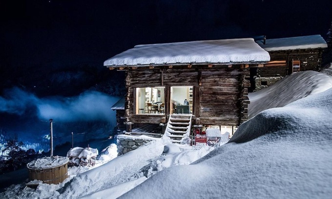 Evolene Ski Chalet | Holiday house La Forclaz VS for 1 - 12 persons with 3 bedrooms - Historical building
