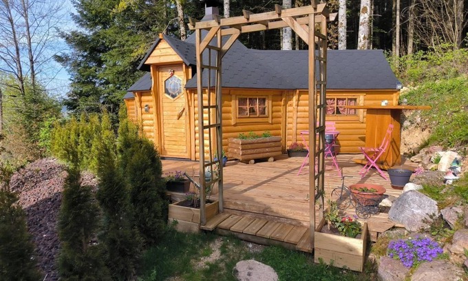 Montlebon Ski Chalet | Holiday house Montlebon for 1 - 4 persons with 1 bedroom - Chalet
