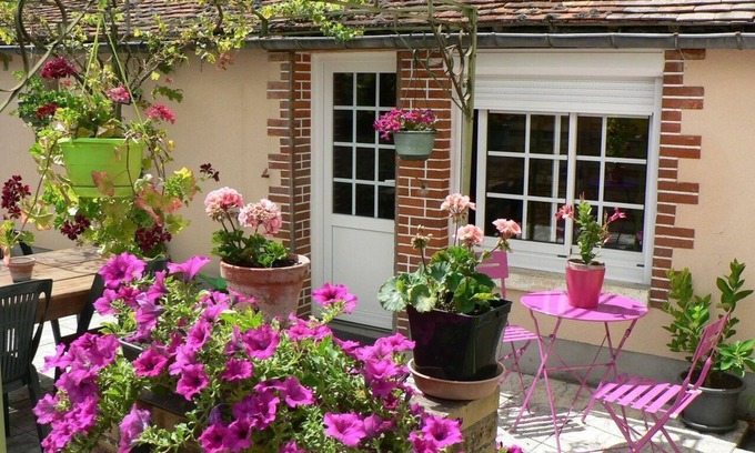 Noyers House | Holiday house Noyers for 1 - 6 persons with 4 bedrooms - Holiday house