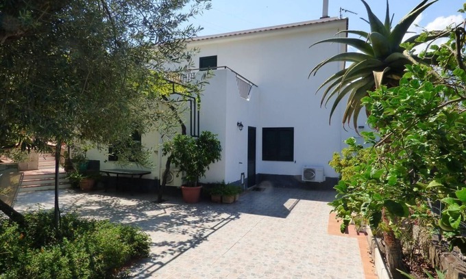 Patti House | Holiday house Patti for 1 - 8 persons with 4 bedrooms - Holiday home