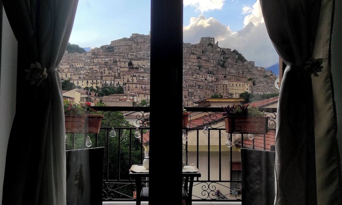 Morano Calabro Apartment | Holiday house "Room with a view"