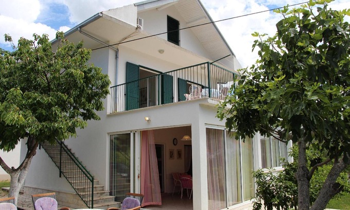 Podglavica House | Holiday house Rogoznica for 1 - 10 persons with 4 bedrooms - Row house