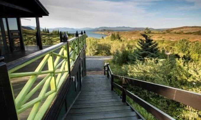 Skalafell House | Holiday house Tingvallavatn for 1 - 6 persons with 3 bedrooms - Holiday home