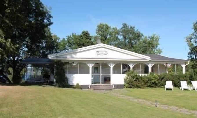 Ulricehamn Municipality House | Holiday house Ulricehamn for 1 - 12 persons with 4 bedrooms - Holiday home