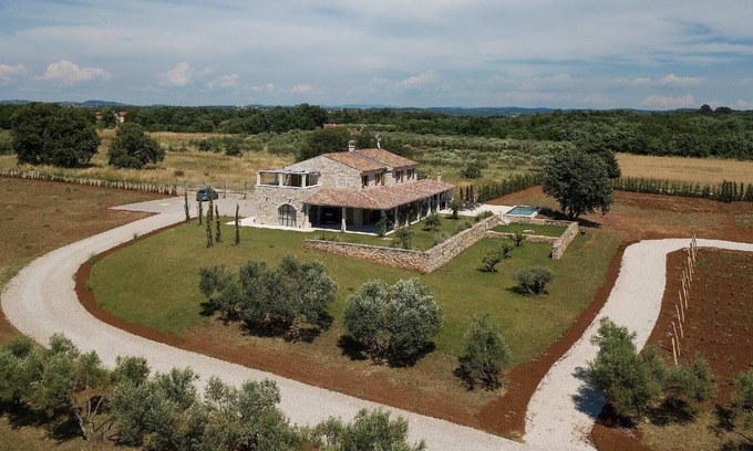 Finida House | Holiday house Umag for 1 - 10 persons with 4 bedrooms - Holiday home