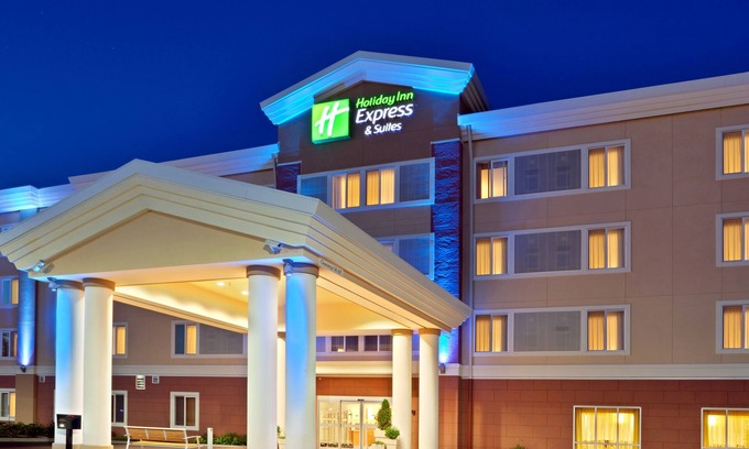 Chehalis Hotel | Holiday Inn Express Chehalis-Centralia by IHG