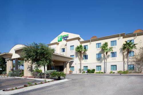 Alice Hotel | Holiday Inn Express Hotel and Suites Alice by IHG