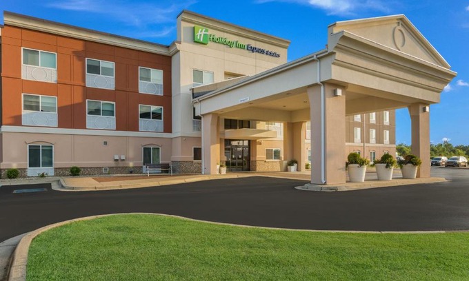 Jasper Hotel | Holiday Inn Express Hotel & Suites Jasper by IHG