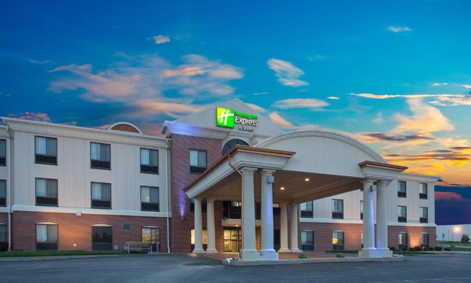 Concordia Hotel | Holiday Inn Express Hotel & Suites Concordia US 81 by IHG
