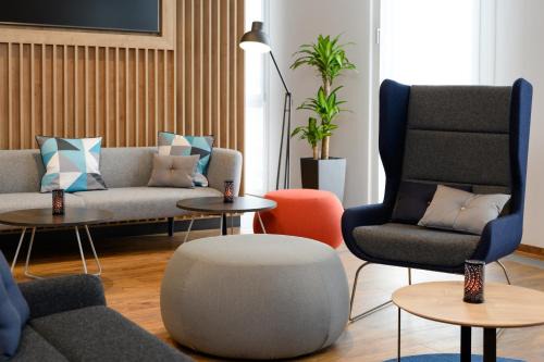 Erding Hotel | Holiday Inn Express Munich Airport - Erding by IHG