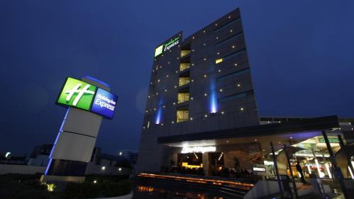 Metepec Hotel | Holiday Inn Express Toluca Galerias Metepec by IHG