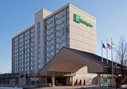 Downtown Portland Hotel | Holiday Inn Portland-By the Bay by IHG