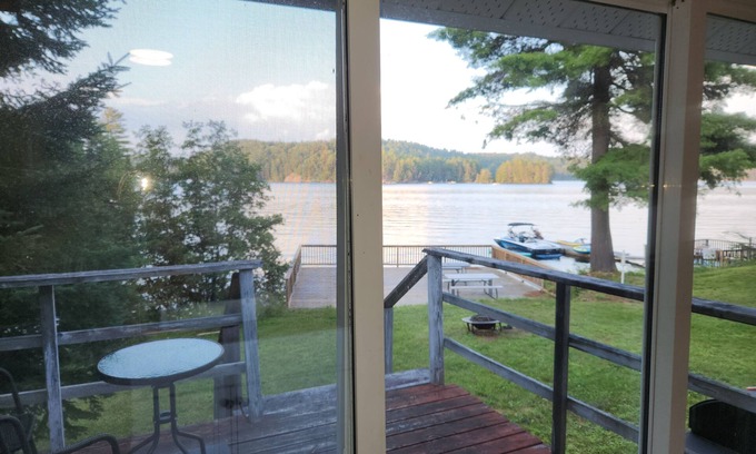 Dysart et al Cottage | Holiday on beautiful Haliburton Lake!