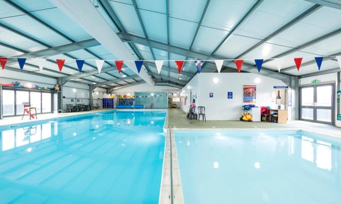 Leysdown-on-Sea House | Holiday Park Caravan Fluffy in Harts Holiday Park