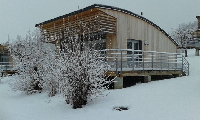 Menet Ski Chalet | HOLIDAY VILLAGE OF LAKE MENET/FACING THE LAKE OF 14 HECTARES