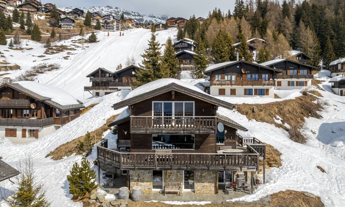 Bettmeralp House | Holidays in the Aletsch Arena at the Aletsch Glacier in the Unesco World Natural